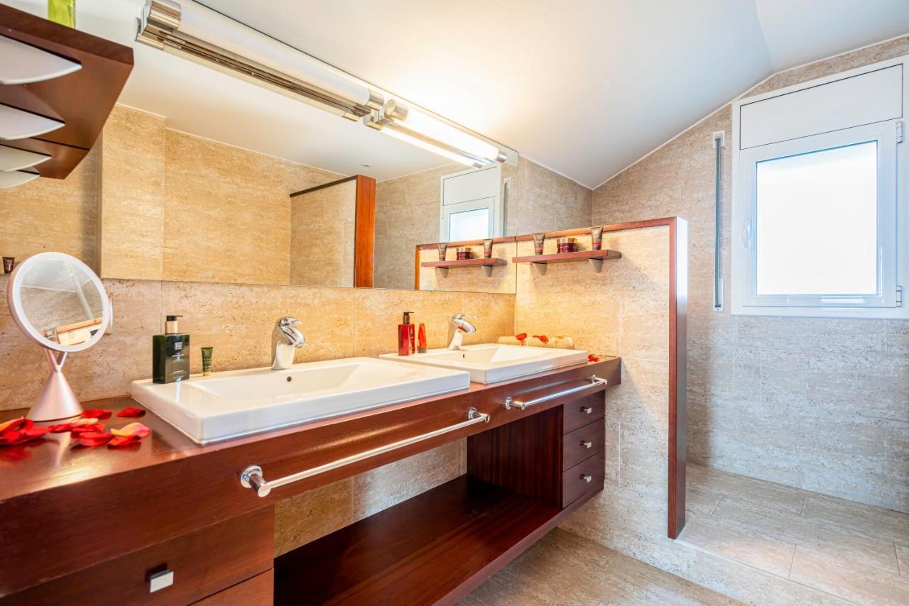 הוילה Llica d'Amunt Casa Familiar Con Piscina מראה חיצוני תמונה